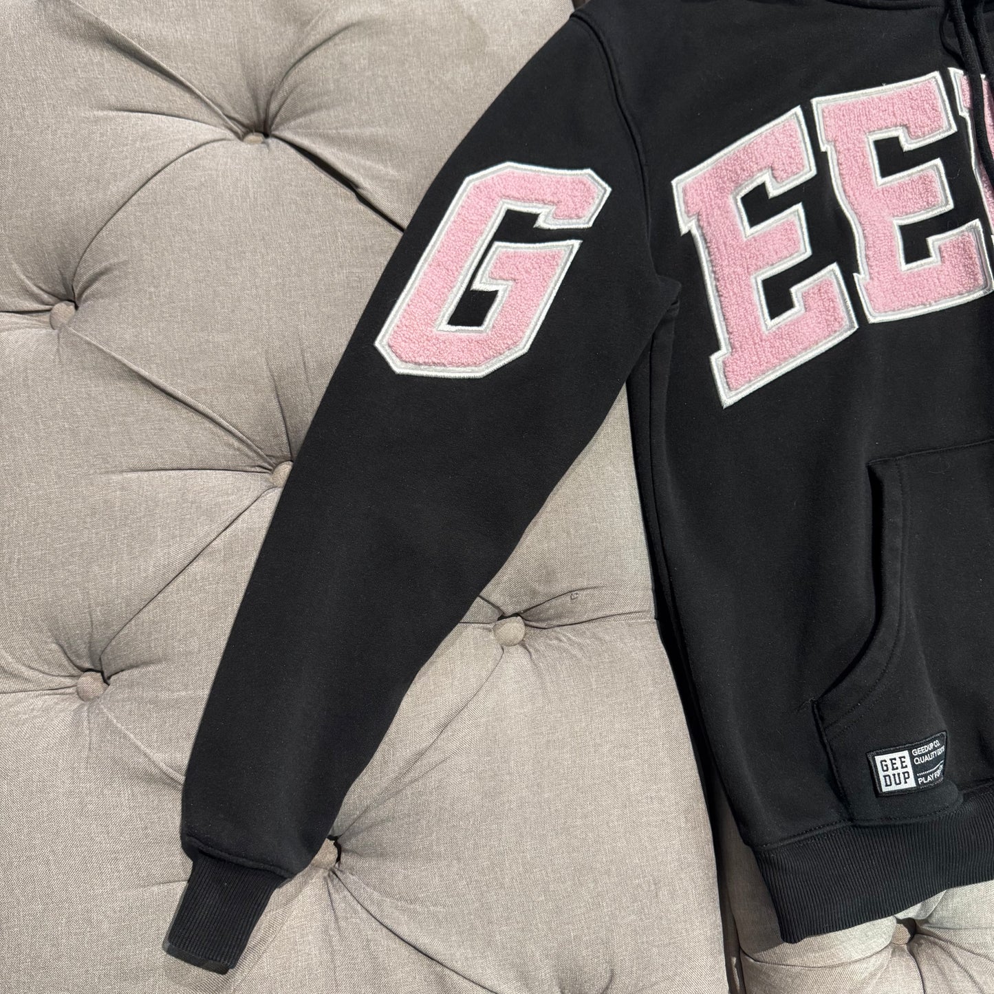 Geedup Team Logo Hoodie 'Black Pink' (Second hand)