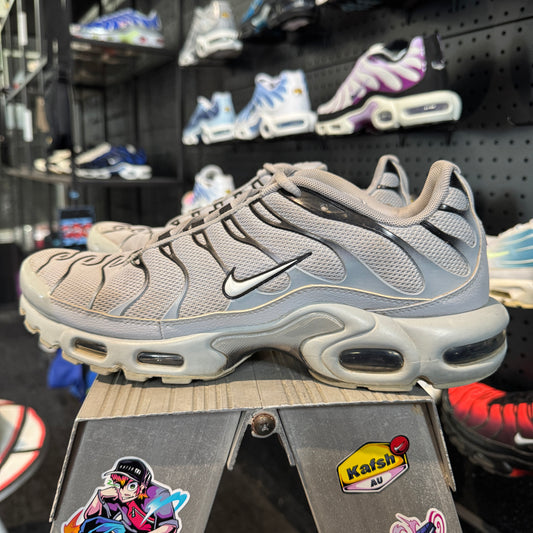 Nike Air Max Plus TN 'Wolf Grey' (Second hand)