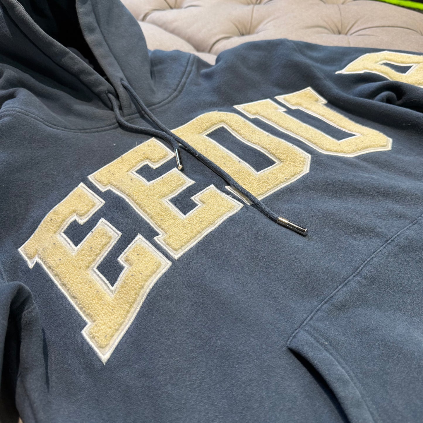 Geedup Team Logo Hoodie 'Navy Cream' (Second hand)
