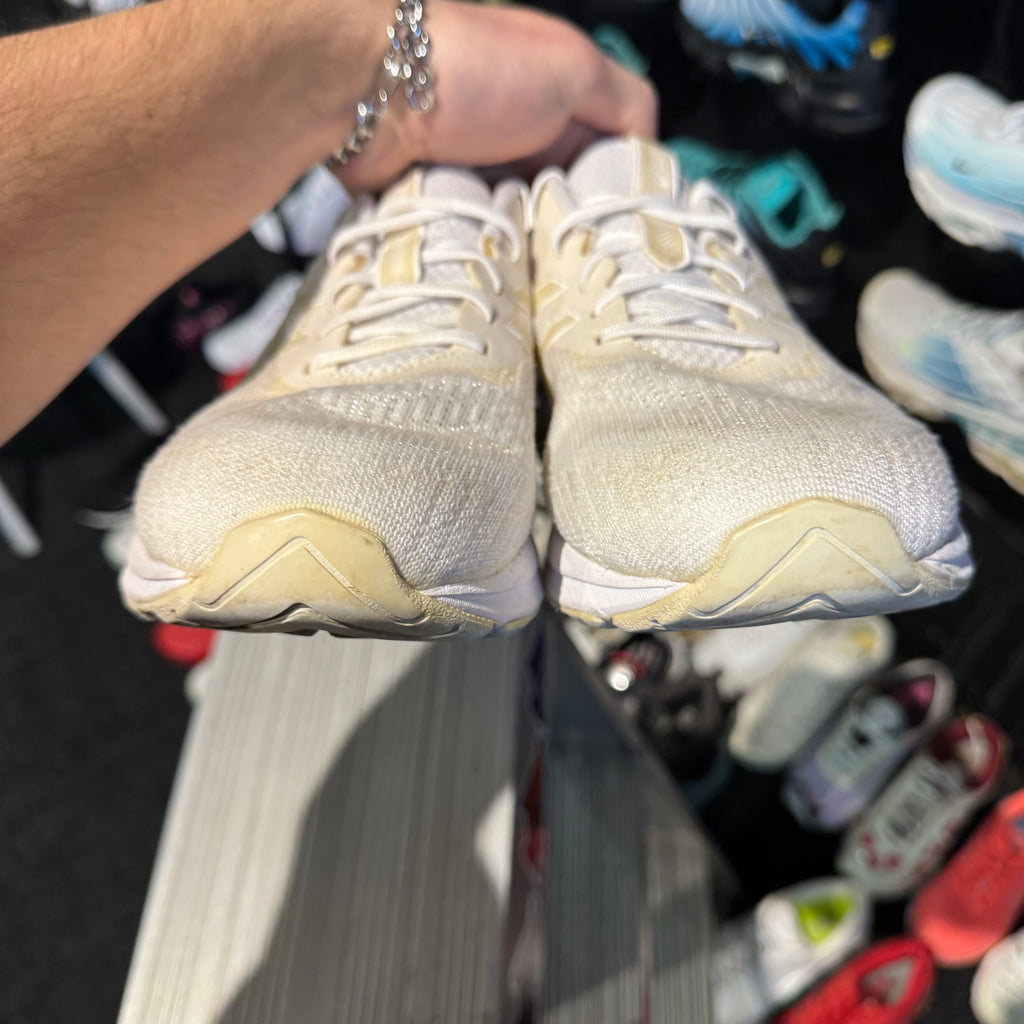 Asics Gel Quantum 180 7 'Triple White' (Second hand)
