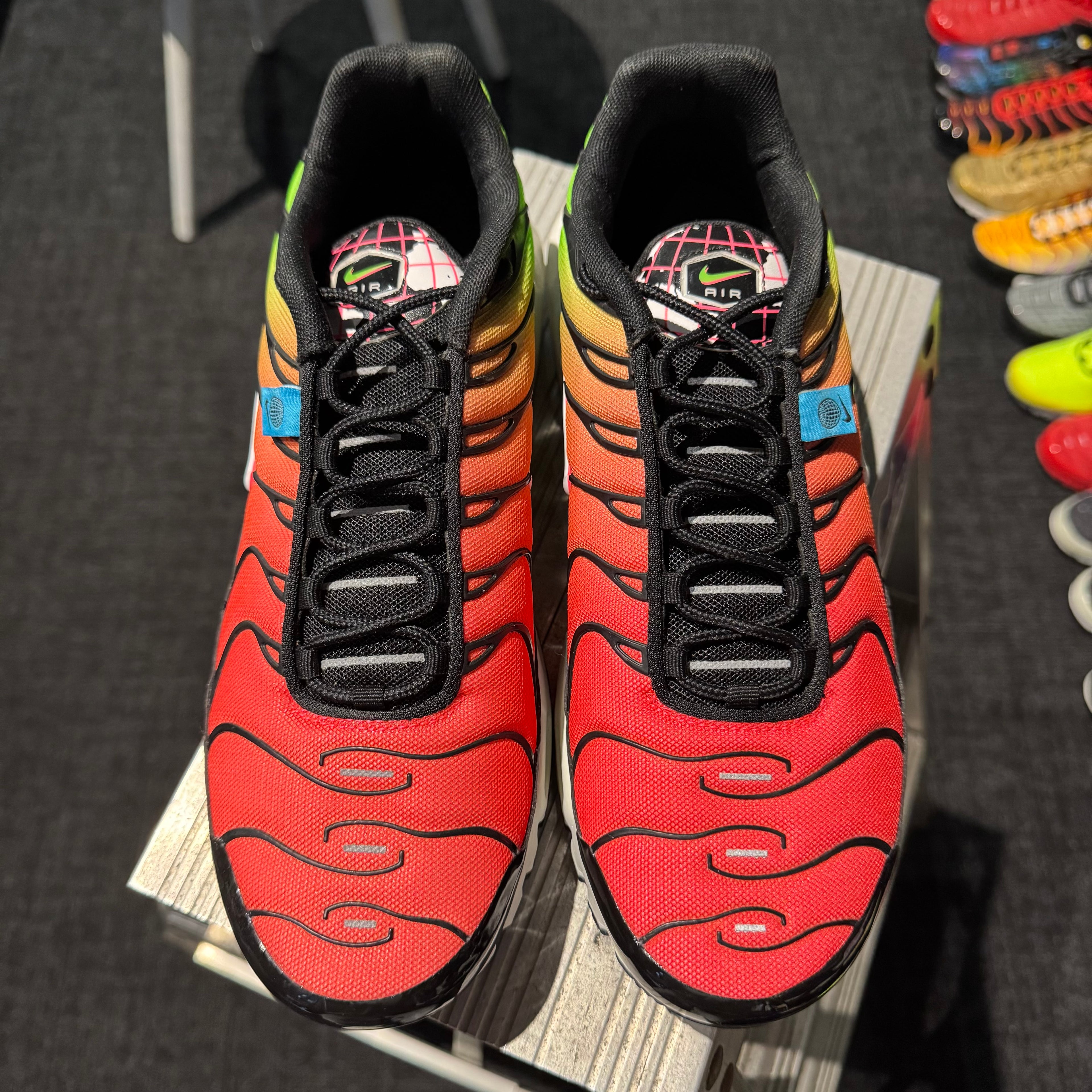 Nike Air Max Plus TN 'Worldwide Black' (Second hand)
