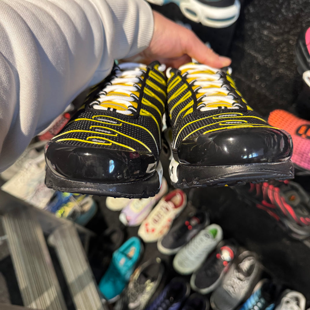 Nike Air Max Plus TN 'Black Tour Yellow' (Brand New)