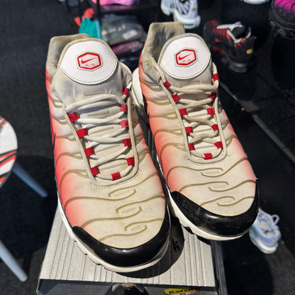 Nike Air Max Plus 'TN' White Black University Red (Second hand)