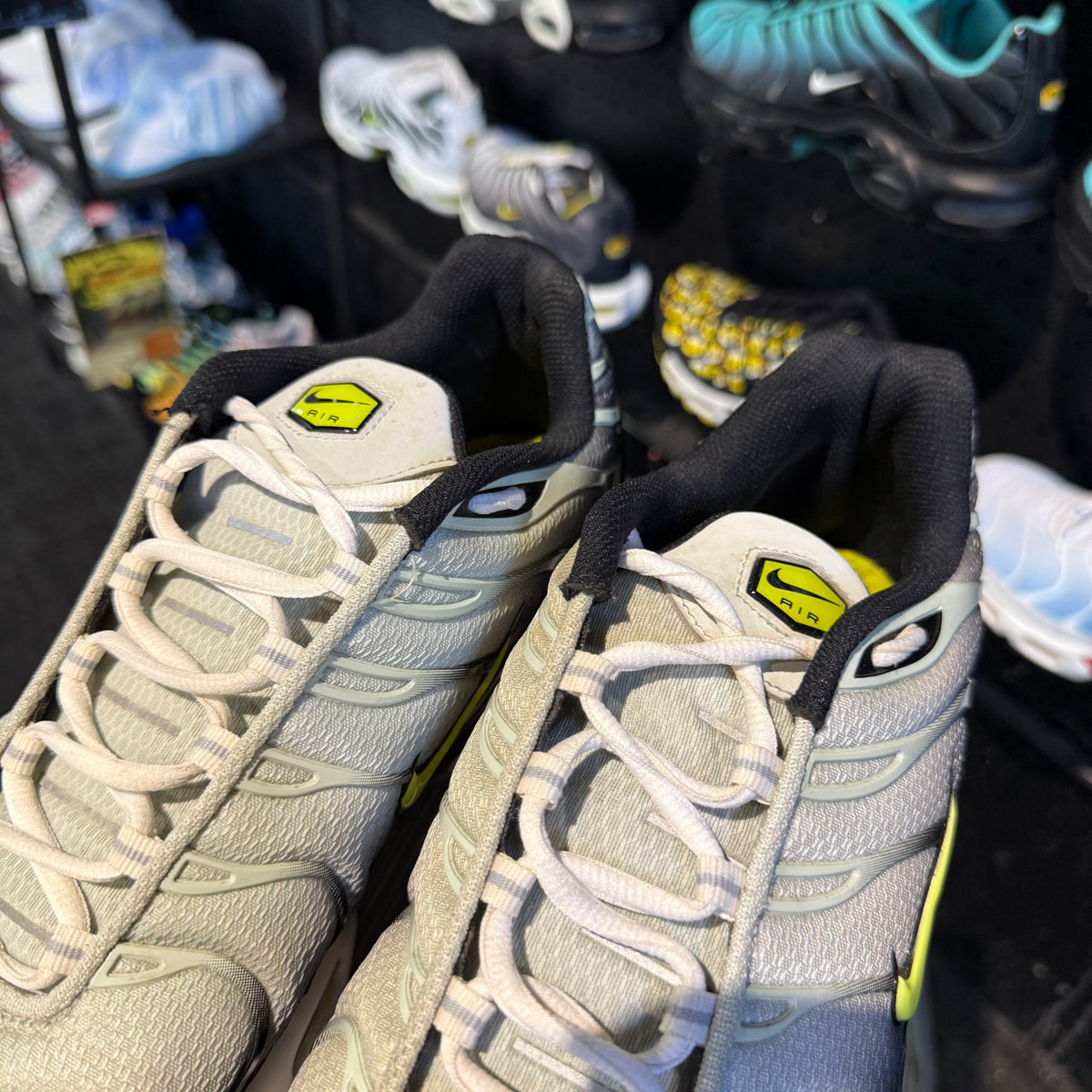 Nike Air Max Plus TN 'Black Bright Cactus' (Second hand)