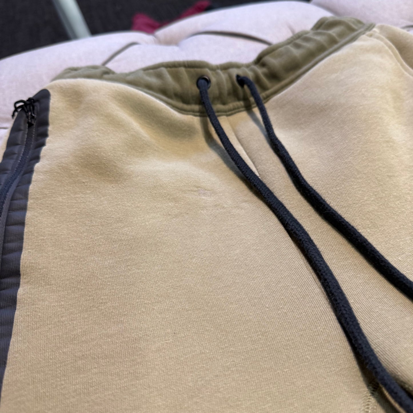 Nike Tech Fleece Pants 'Green Dark Green' (Second hand)