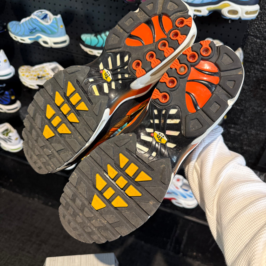 Nike Air Max Plus TN 'Safety Orange Black' (Second hand)