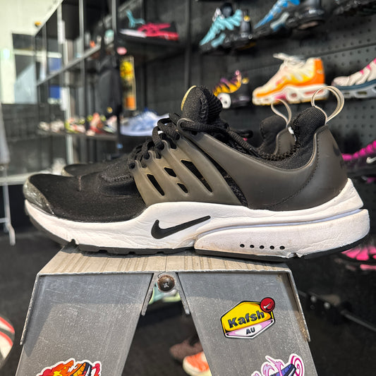 Nike Air Presto 'Black White' (Second hand)