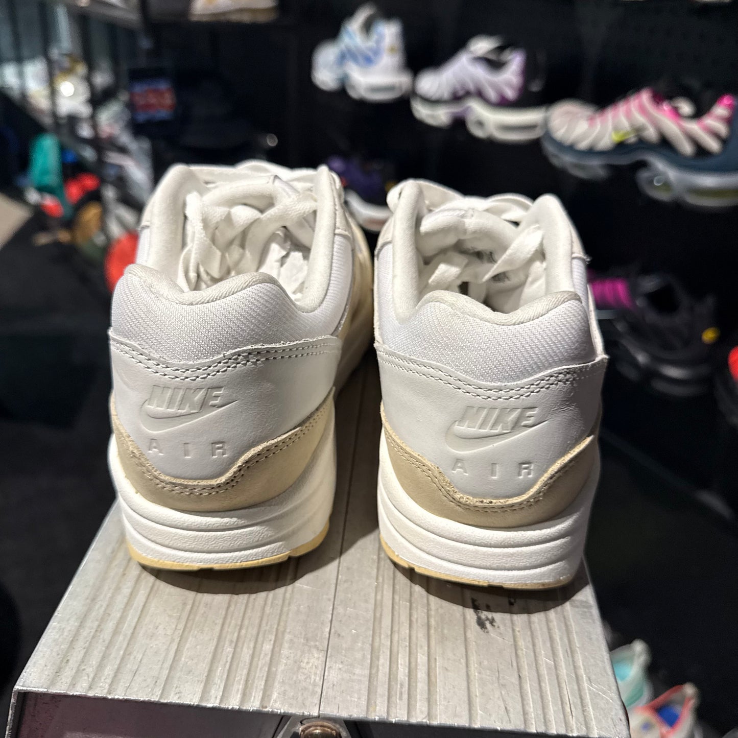 Nike Air Max 1 'Pale Ivory' (Second hand)