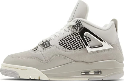 Air Jordan 4 Frozen Moment