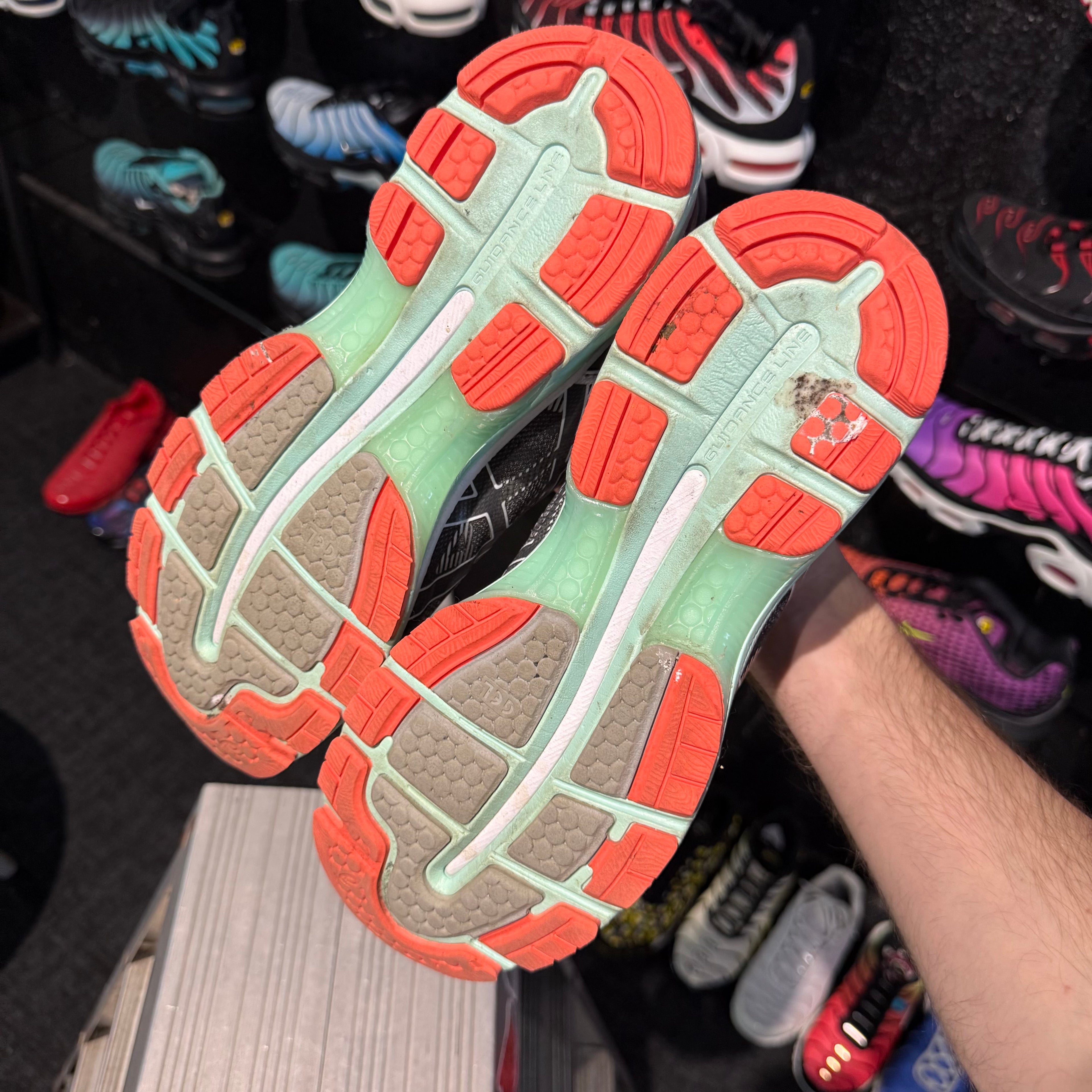 Asics Gel-Nimbus 19 'Carbon Coral Flyte Foam' (Second hand)