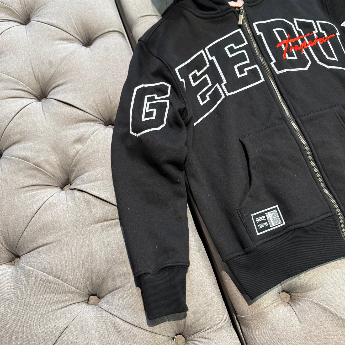 Geedup Team Logo x Trapstar Signature Jacket 'Black White Red' (Second hand)