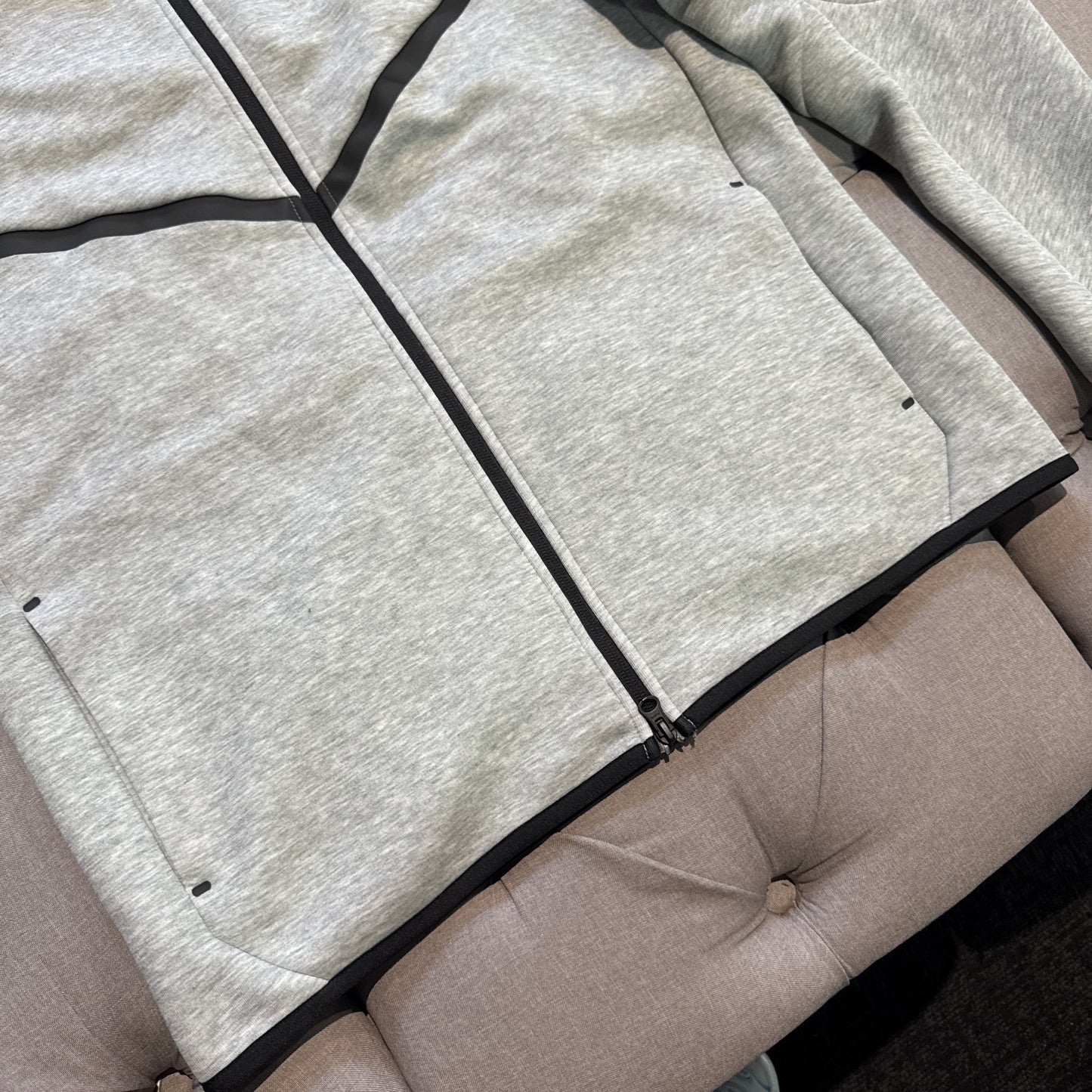 Nike Tech Fleece Jacket 'Grey' (Second hand)