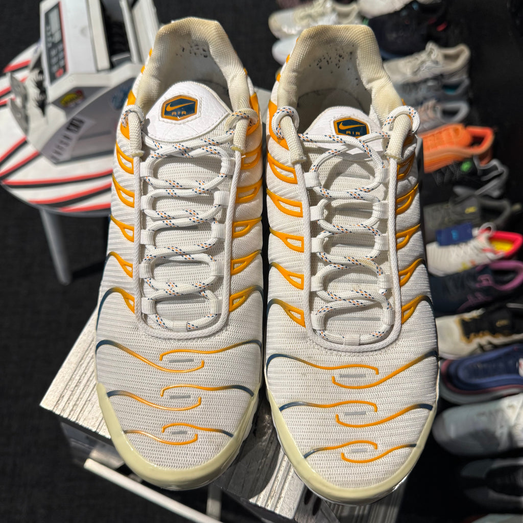 Nike Air Max Plus TN 'White Kumquat Marina Blue Hiking' (Second hand)