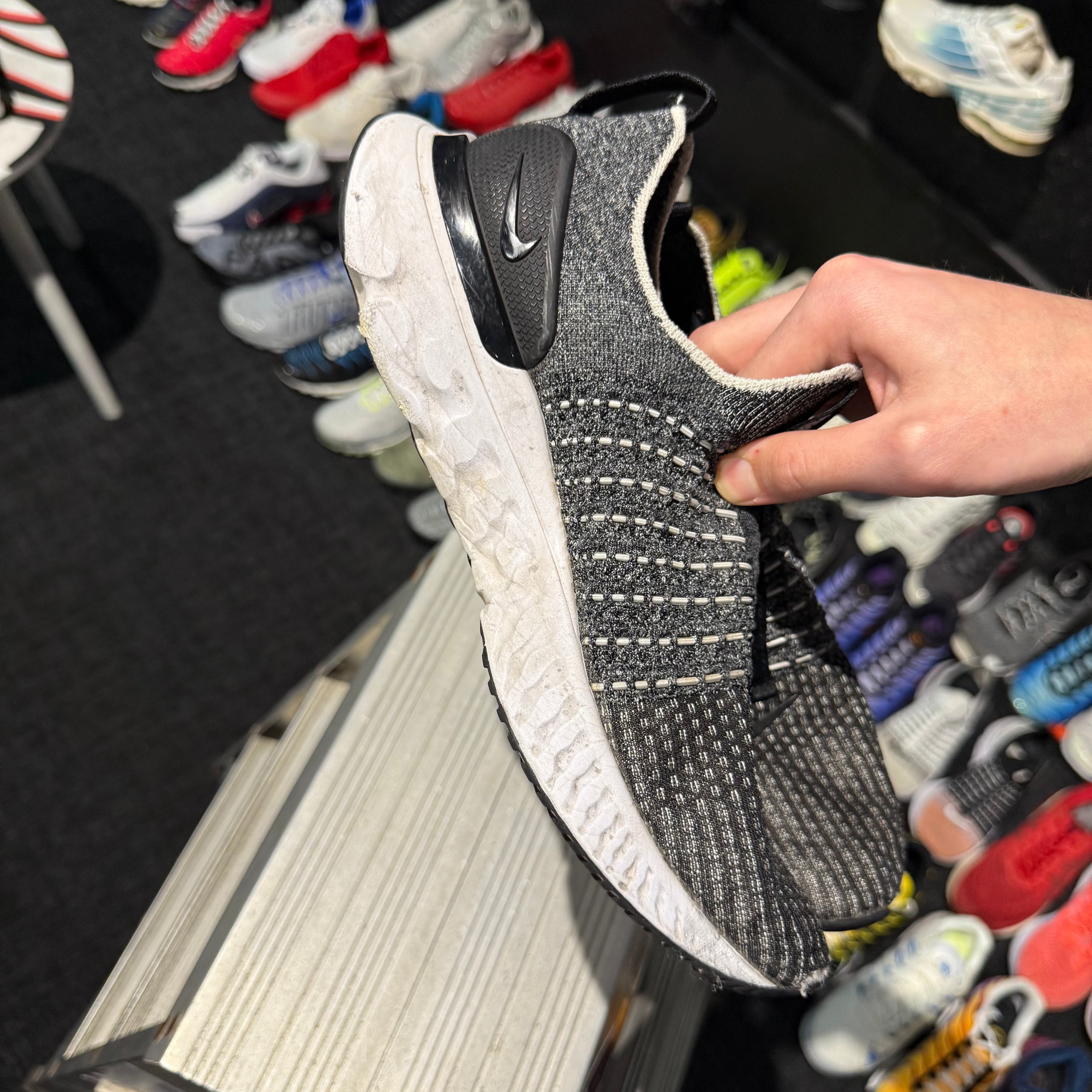 Nike Phantom Run React Flyknit 2 'Black White' (Second hand)