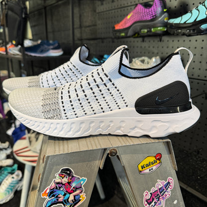 Nike React Phantom Run 2 'White Black' (Brand New)