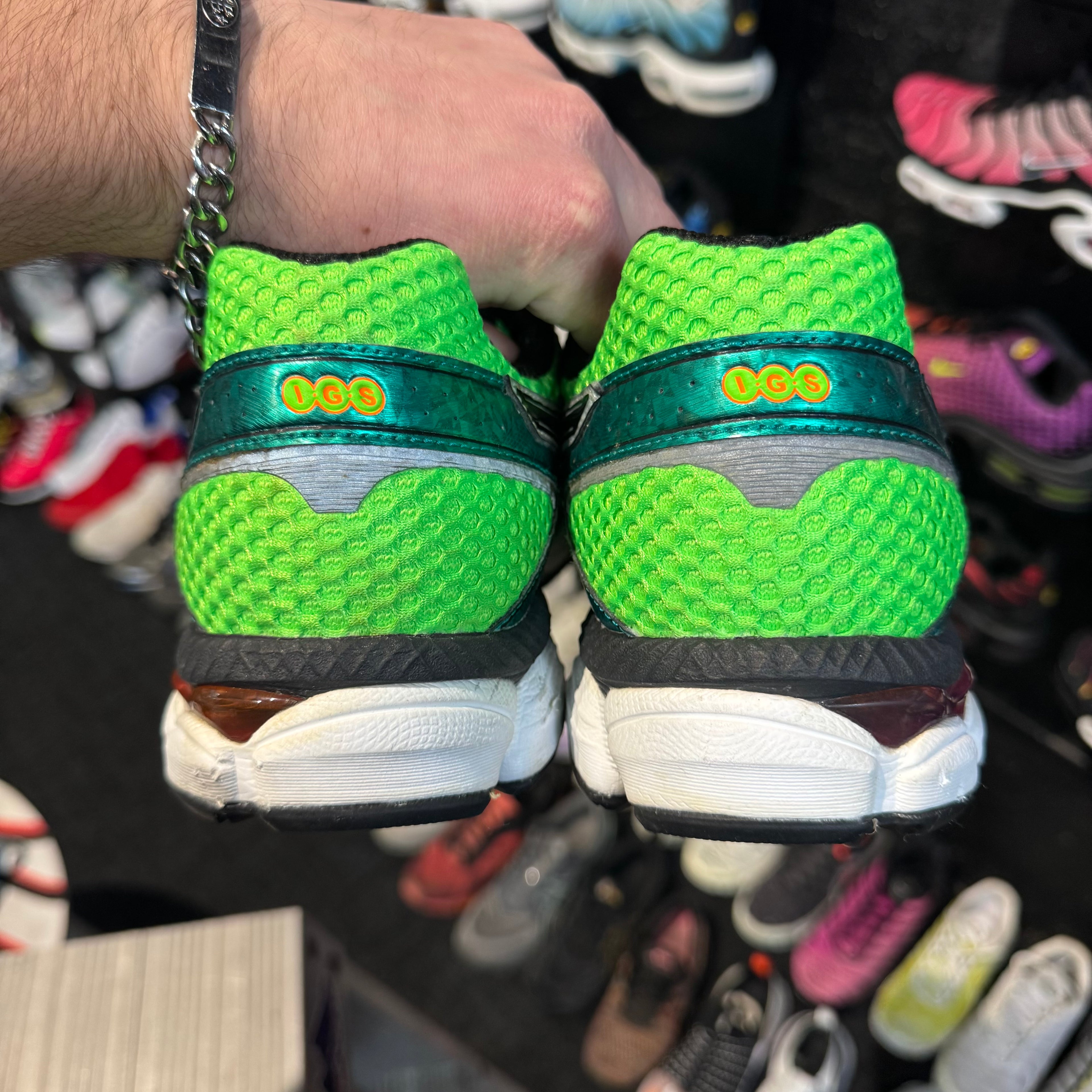 Asics Gel Cumulus 16 (2014) 'Flash Green Black Flash Orange' (Second hand)