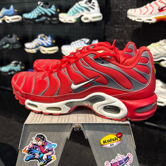 Nike Air Max Plus TN 'University Red Pure Platinum' 2017 (Second hand)