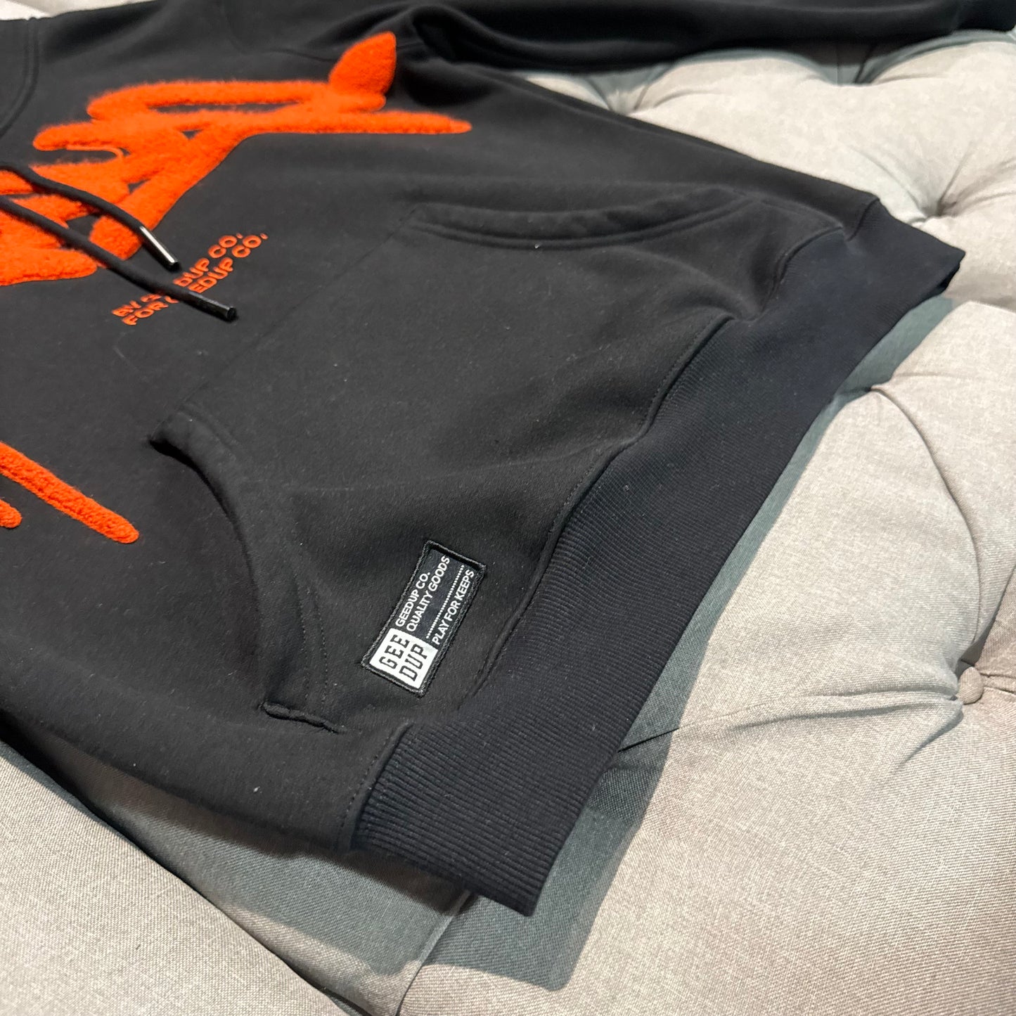 Geedup Handstyle Hoodie 'Black Burnt Orange' (Second hand)