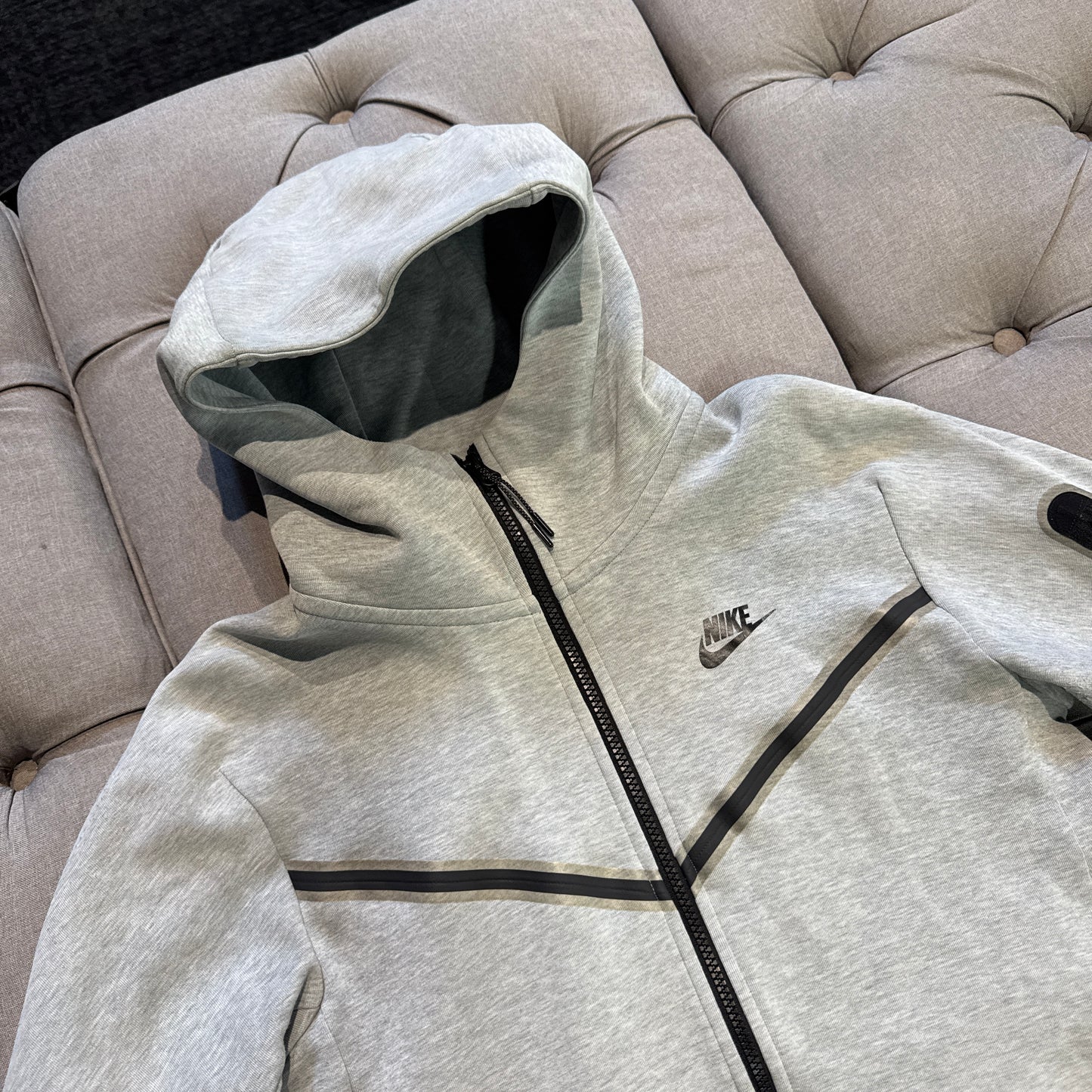 Nike Tech Fleece Jacket 'Grey' (Second hand)