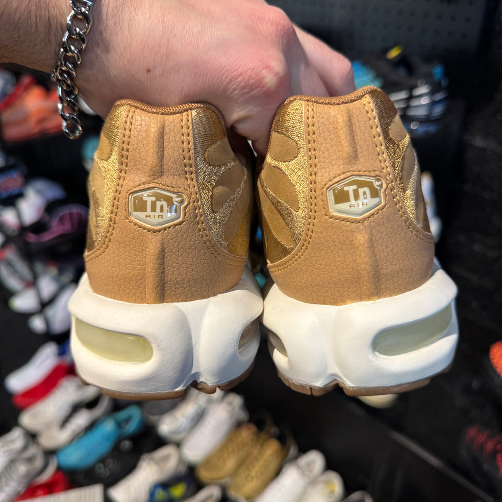 Nike Air Max Plus TN EF 'Flax Sail' (Brand New)