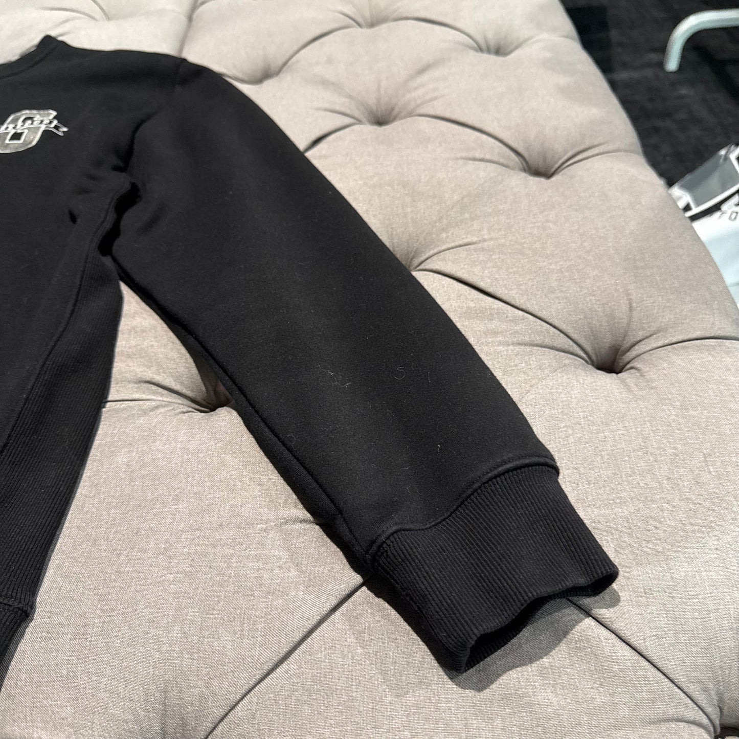Geedup Us vs Them G Logo Creweck 'Black' (Second hand)