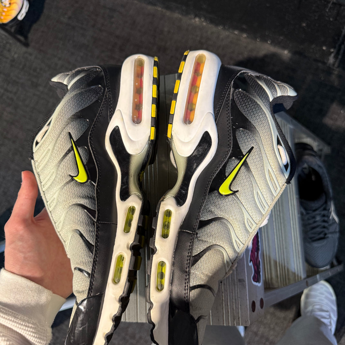 Nike Air Max Plus TN 'Black Bright Cactus' (Second hand)