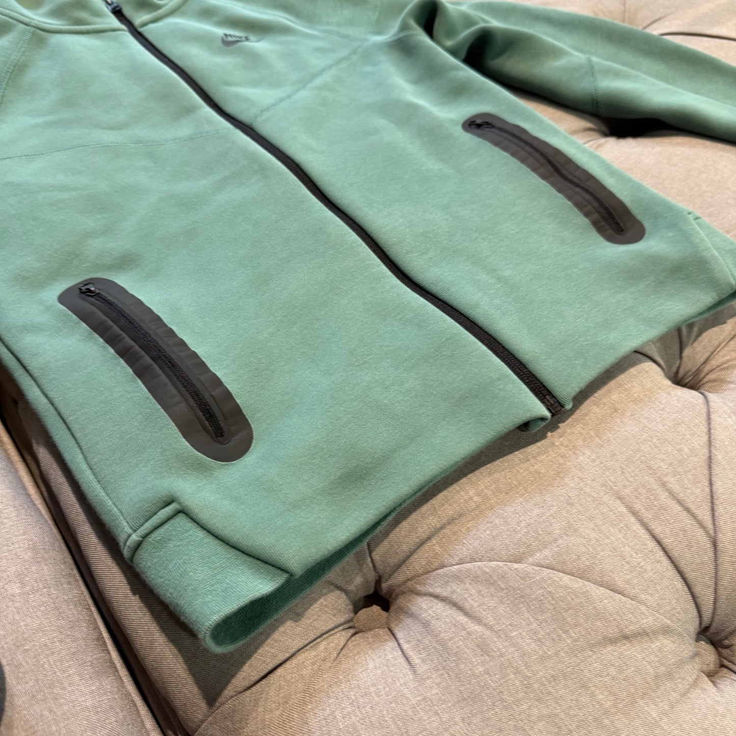 Nike Tech Fleece Jacket 'Forest Green' (Second hand)