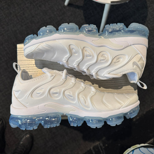 Nike Air Vapour Max Plus 'Triple White' (Brand New)