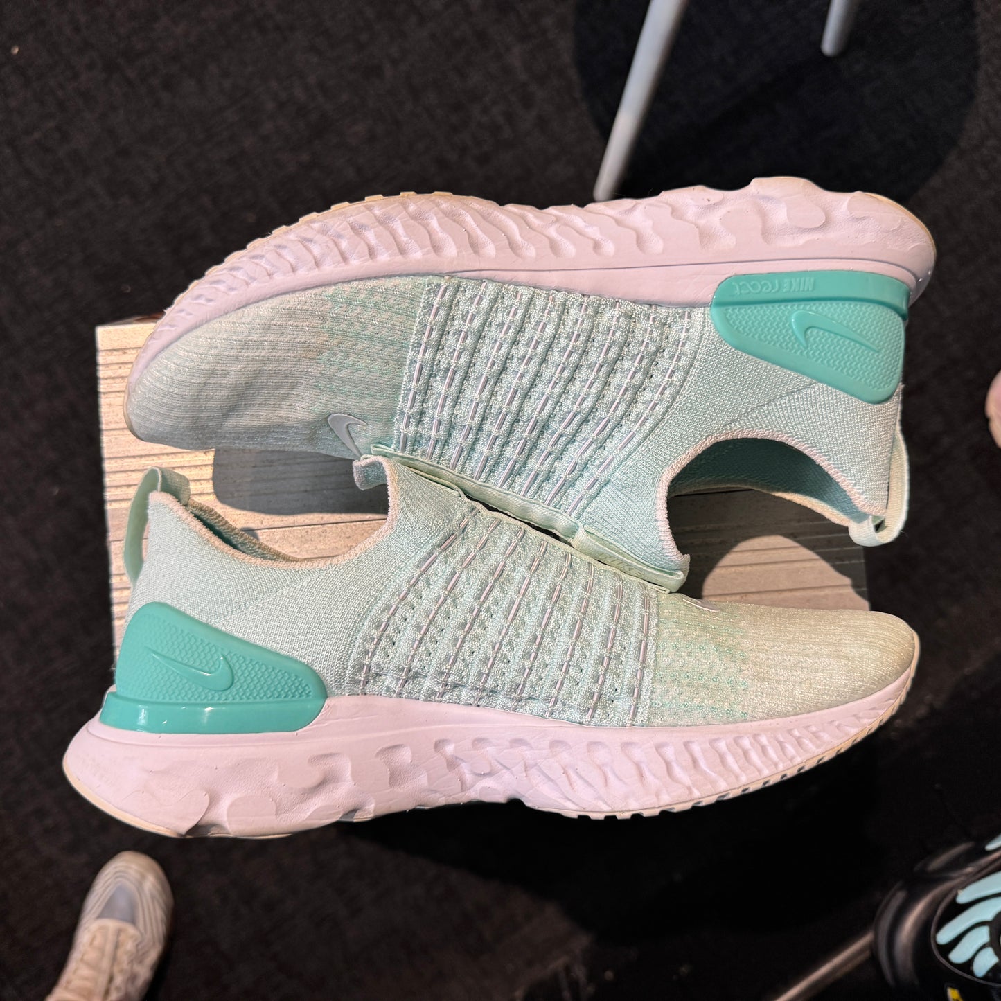 Nike Phantom React Phantom Run Flyknit 2 'Aurora Green' (Second hand)