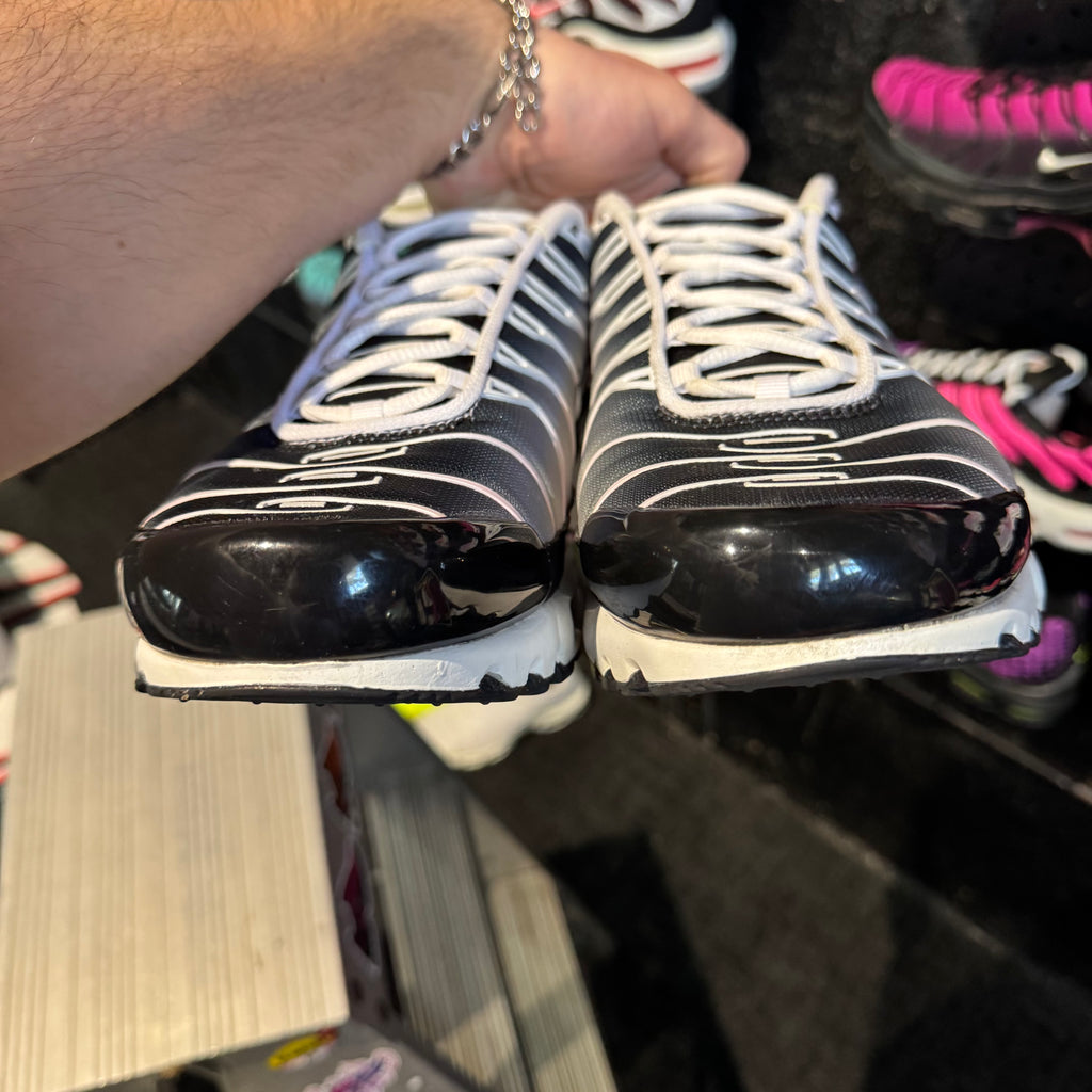 Nike Air Max Plus TN 'Black Pink Foam' (Second hand)