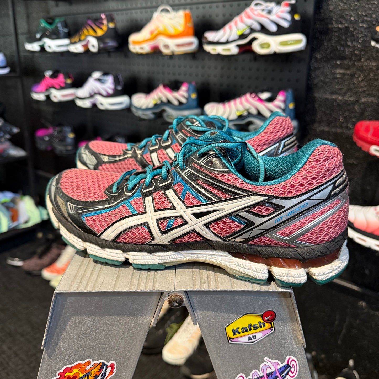 Asics GT-2000 'Watermelon Blue' (Second hand)
