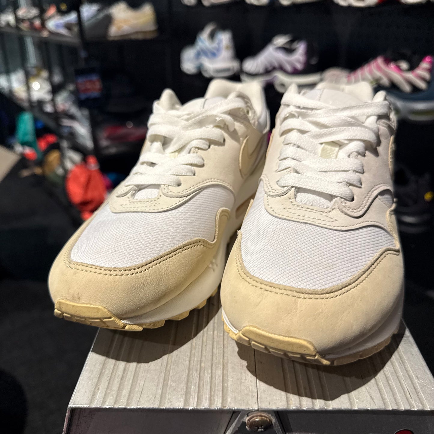 Nike Air Max 1 'Pale Ivory' (Second hand)