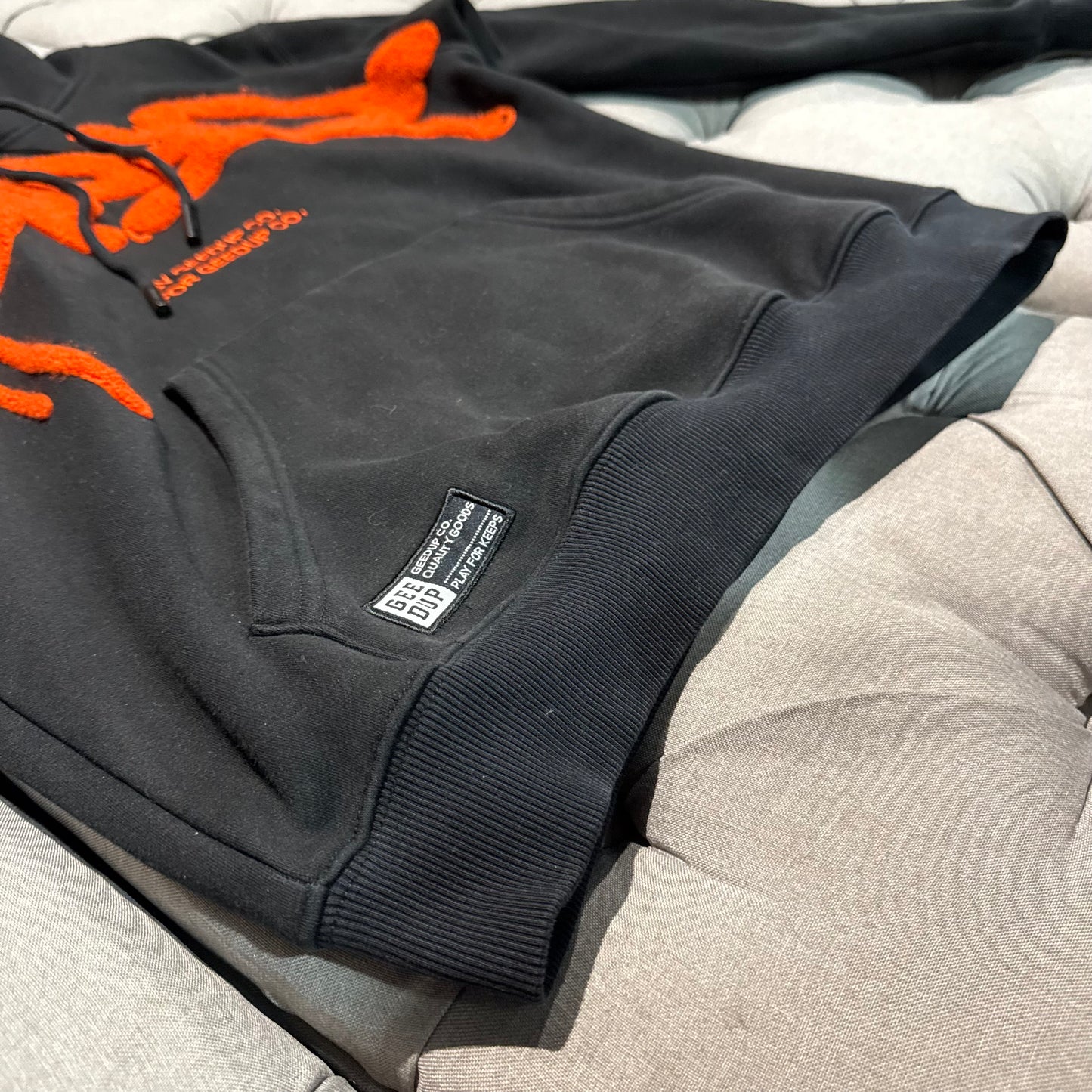 Geedup Handstyle Hoodie 'Black Burnt Orange' (Second hand)