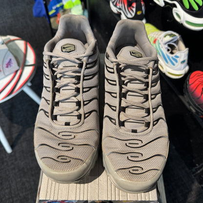 Nike Air Max Plus TN 'Wolf Grey' (Second hand)