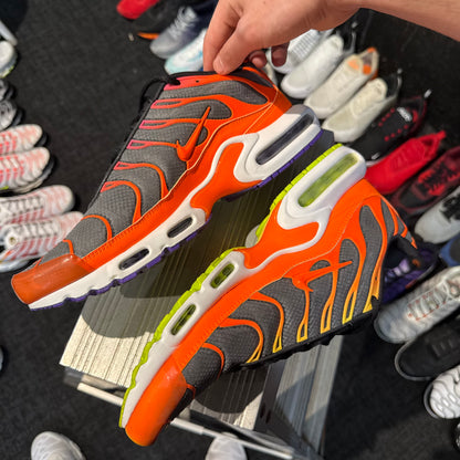 Nike Air Max Plus 'TN' Dark Colour Flip (Second hand)