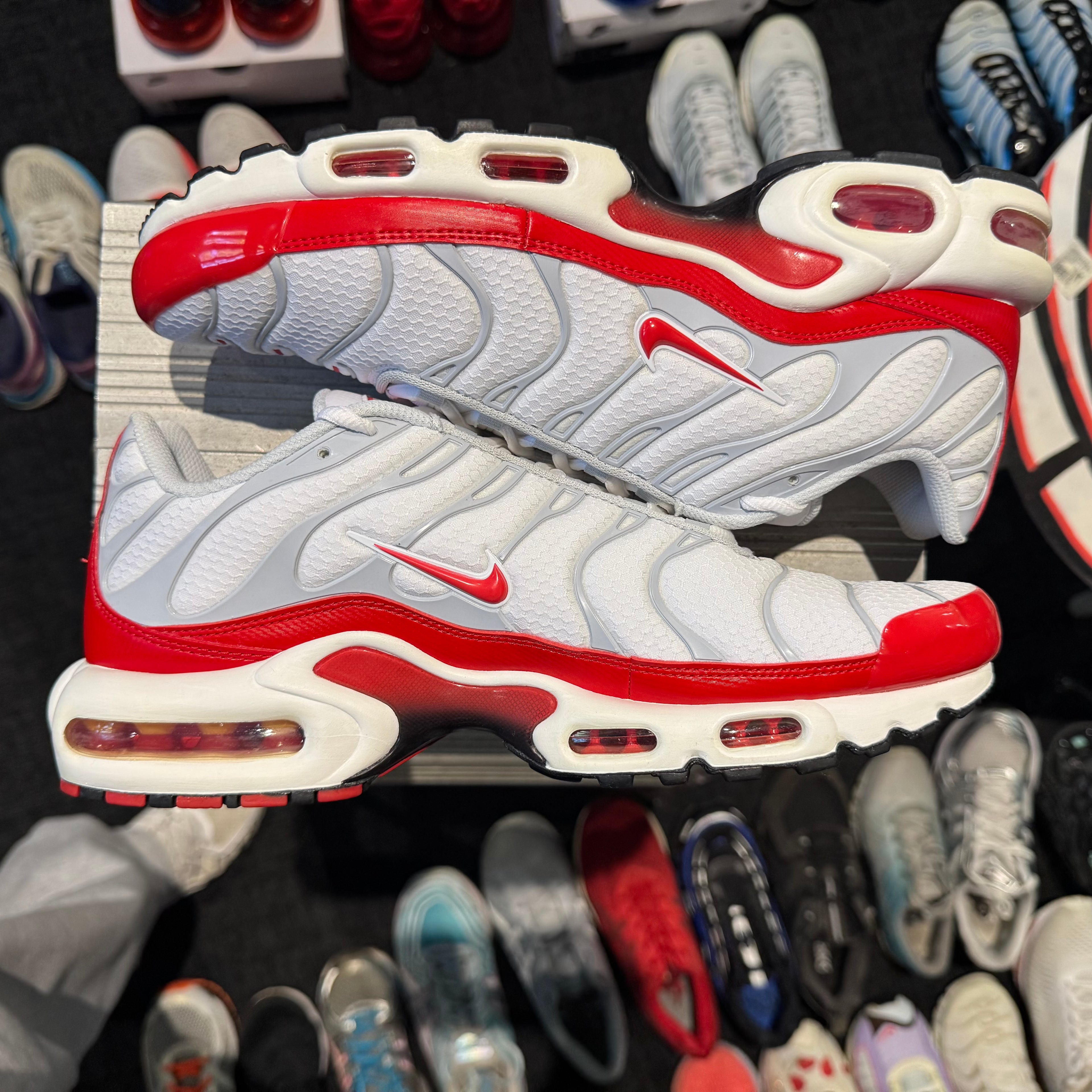 Nike Air Max Plus TN 'White University Red AM1 Tribute Sport Red' (Brand New)