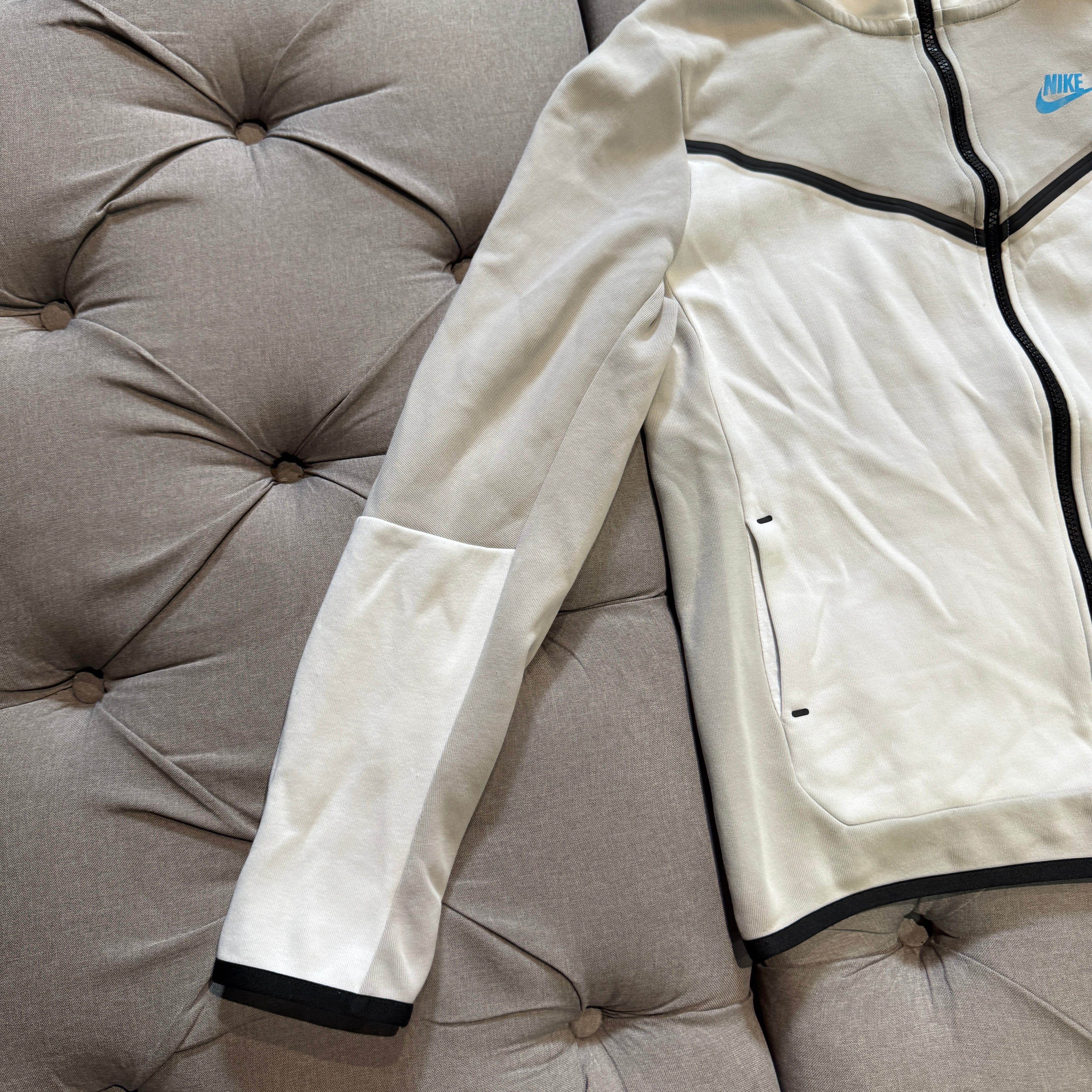Nike Tech Fleece Jacket 'White Grey Blue' (Second hand)