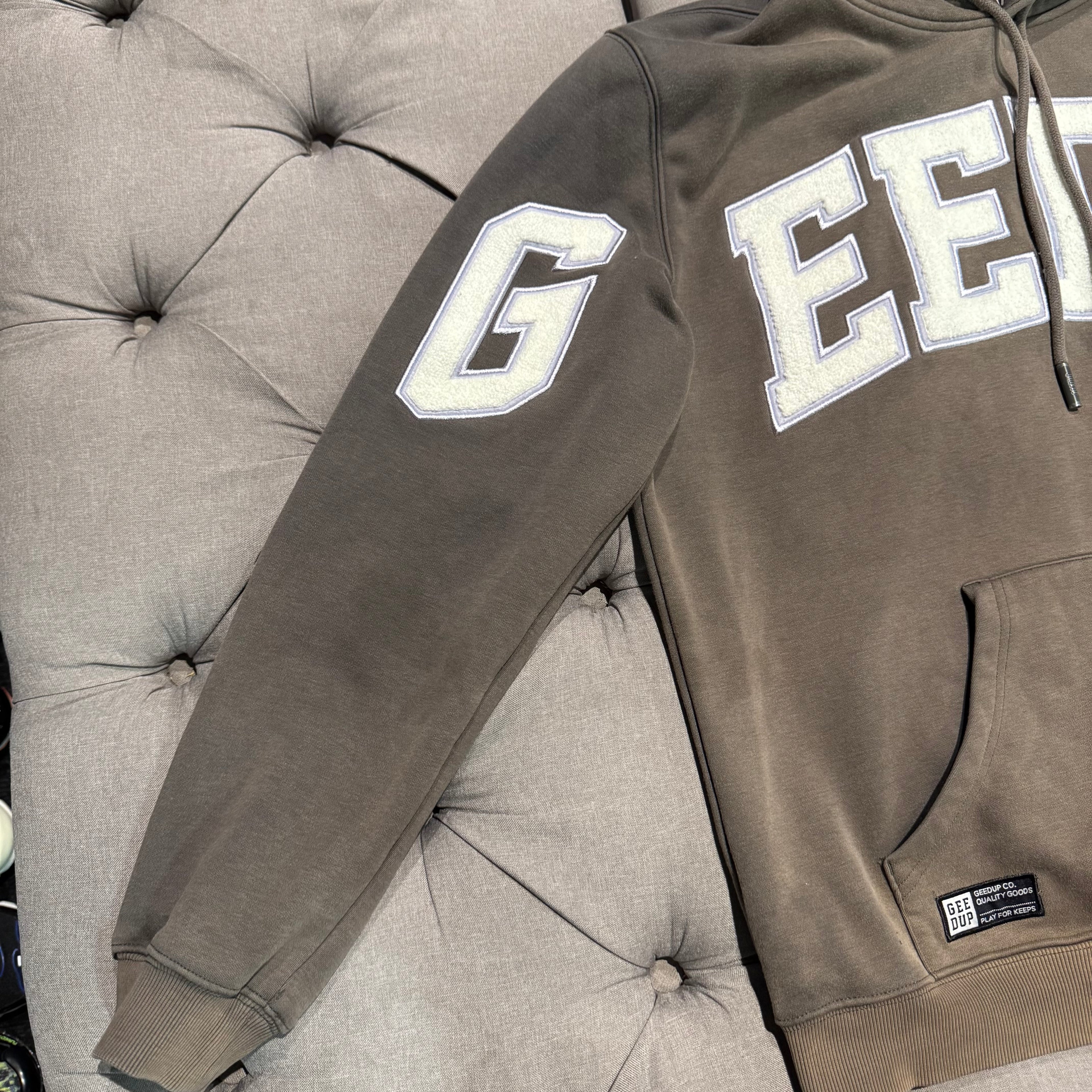 Geedup Team Logo Hoodie 'Asphalt Grey' (Second hand)