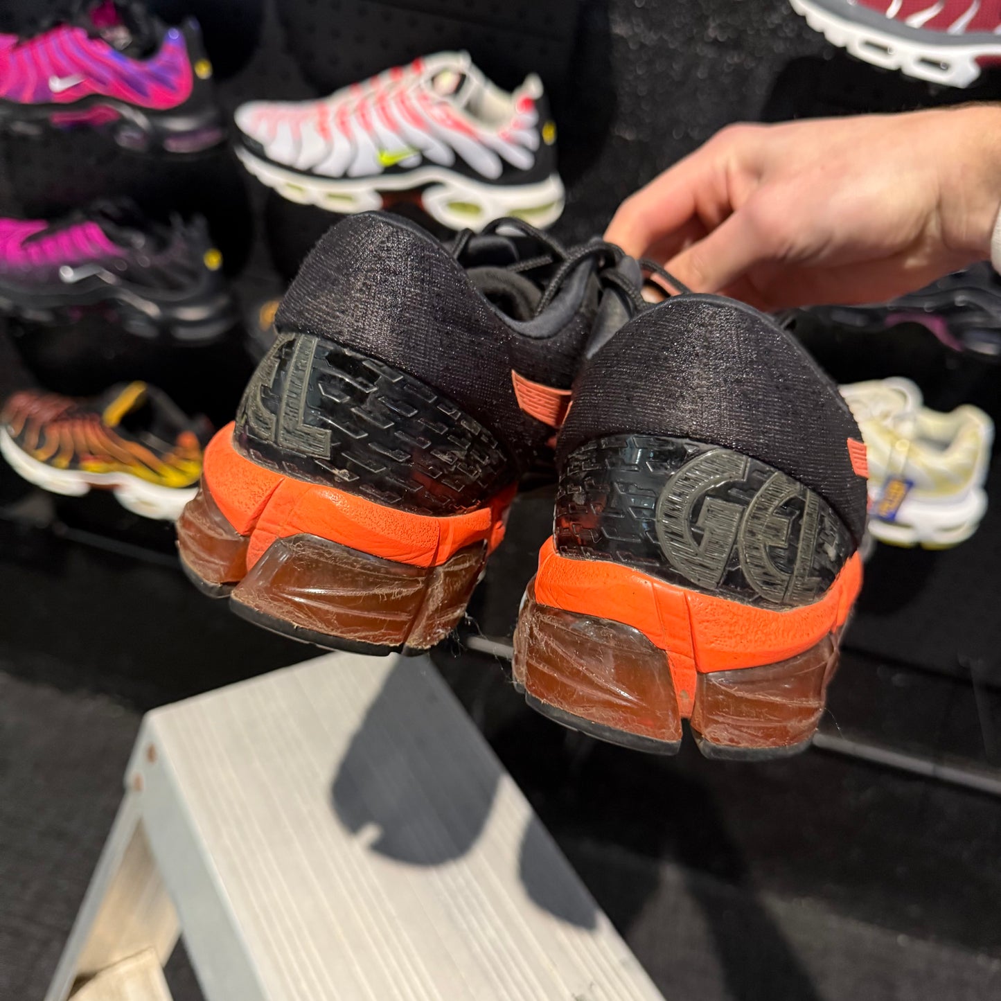 Asics Gel-Quantum 180 5 'Black Sunrise Red' (Second hand)