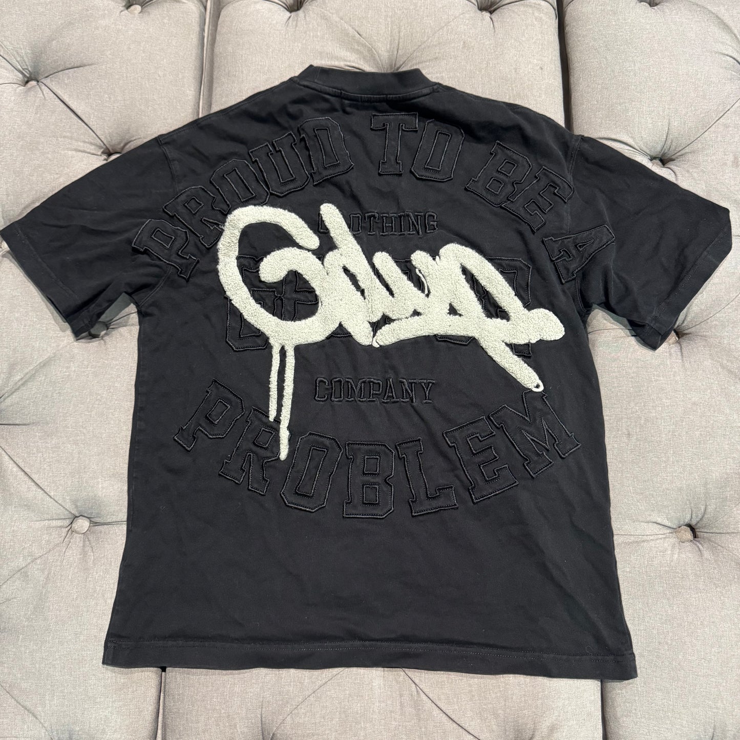 Geedup Proud to be a Problem Handstyle T-shirt 'Black Grey' (Second hand)