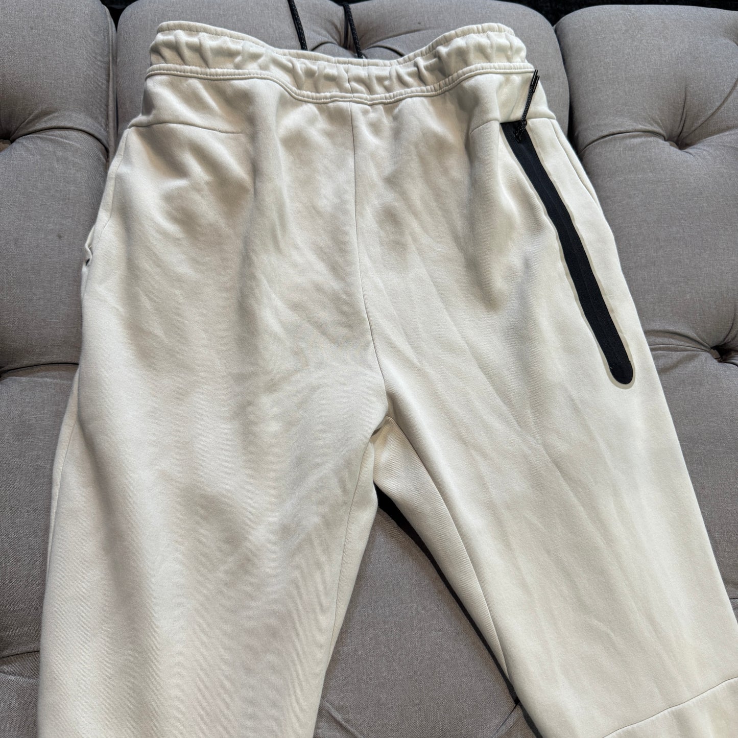 Nike Tech Fleece Pants 'Cream' (Second hand)