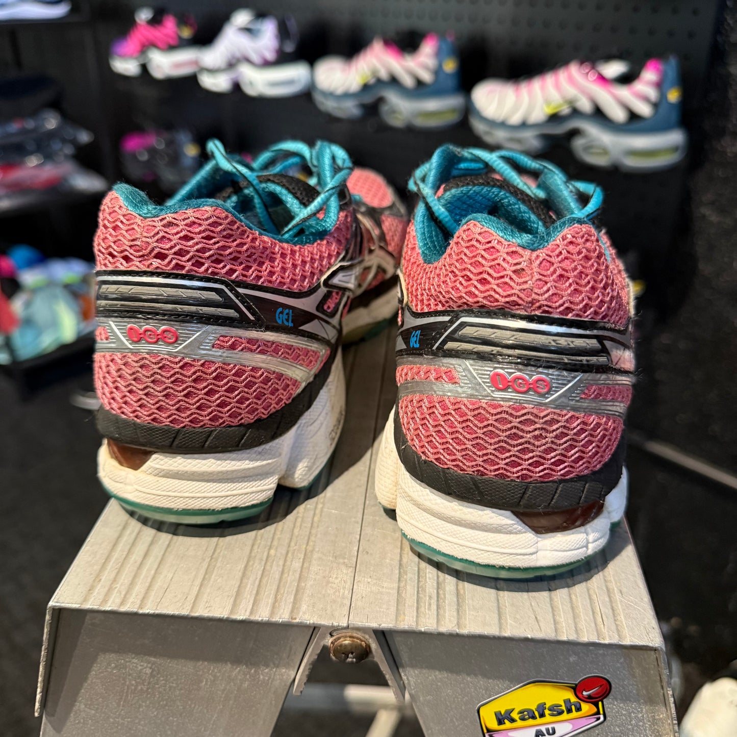 Asics GT-2000 'Watermelon Blue' (Second hand)