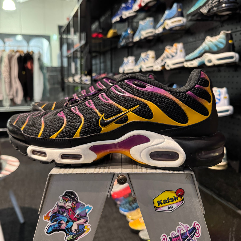 Nike Air Max Plus TN 'Black University Gold Viotech' (Second hand)