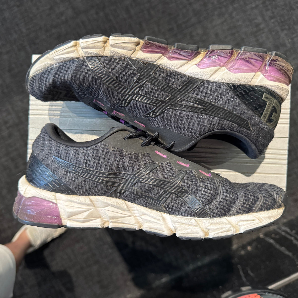 Asics Gel Quantum 180 5 'Black Purple' (Second hand)