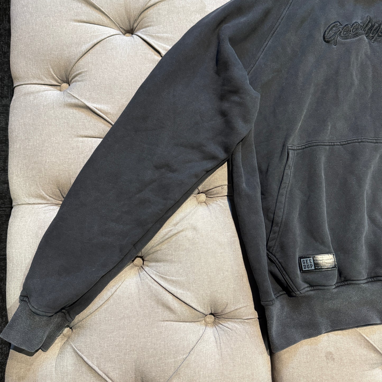 Geedup Script Back Logo Hoodie 'Washed Black' (Second hand)