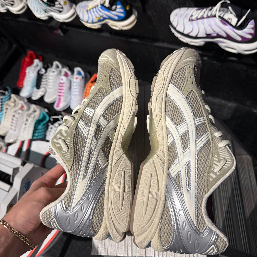 Juliana Salazar X Asics Gel-Kayano 14 'Eucalyptus' (Second hand)