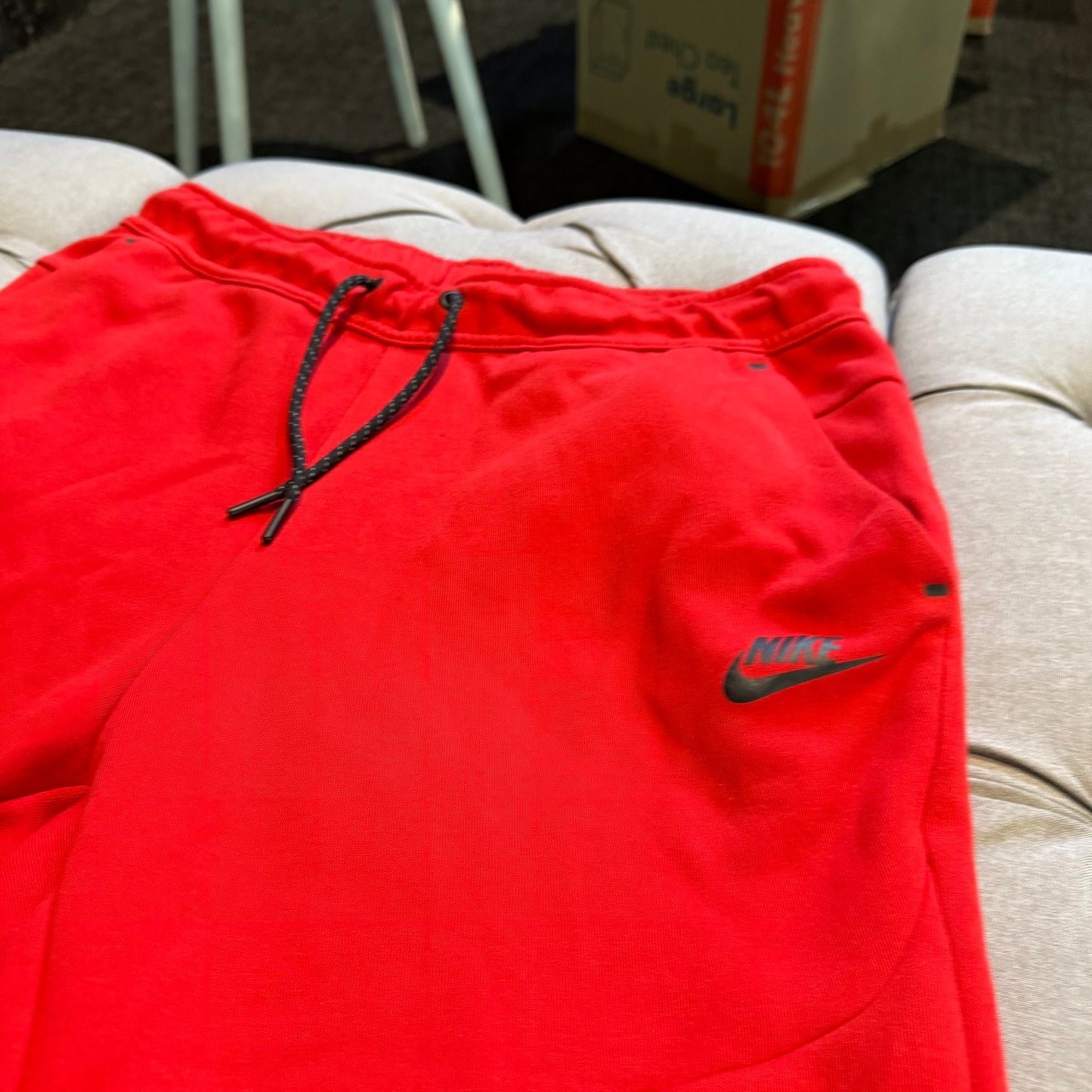 Nike Tech Fleece Track Pants 'Red' (Second hand)