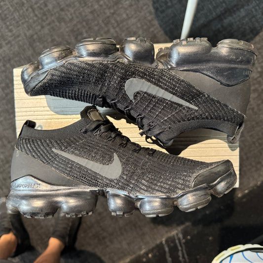 Nike Air Vapor Max Flyknit 3 'Triple Black' (Second hand)