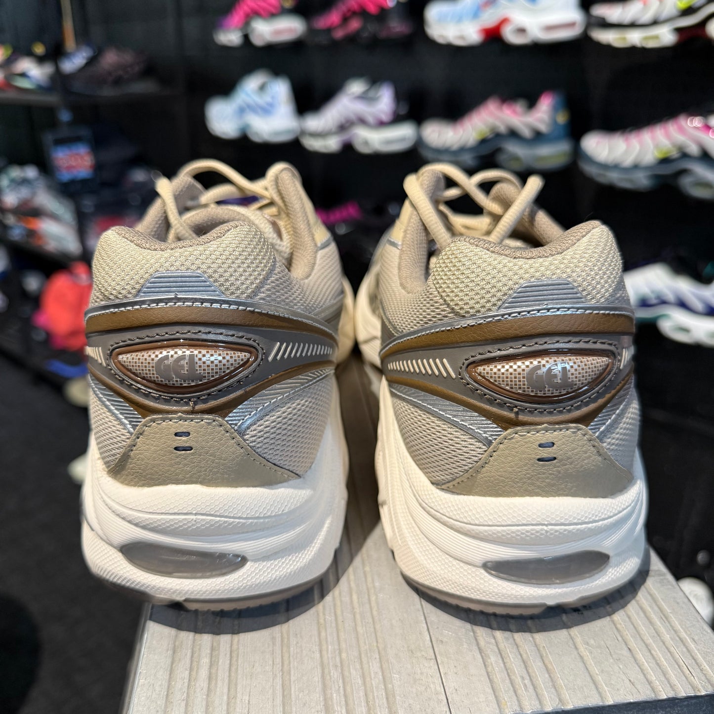 Asics Gel GT-2160 'Feather Grey/Brown' (Second hand)