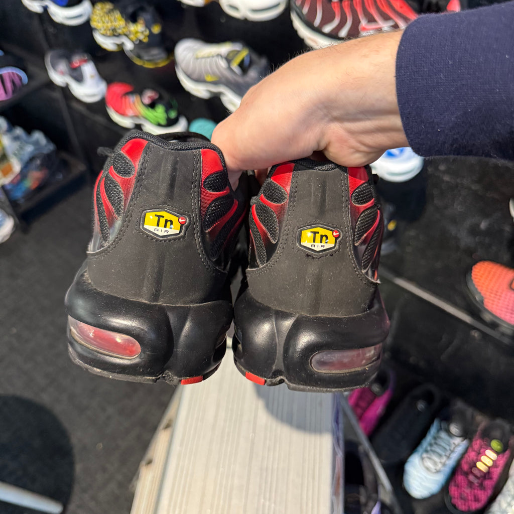 Nike Air Max Plus TN 'Bred' (Second hand)